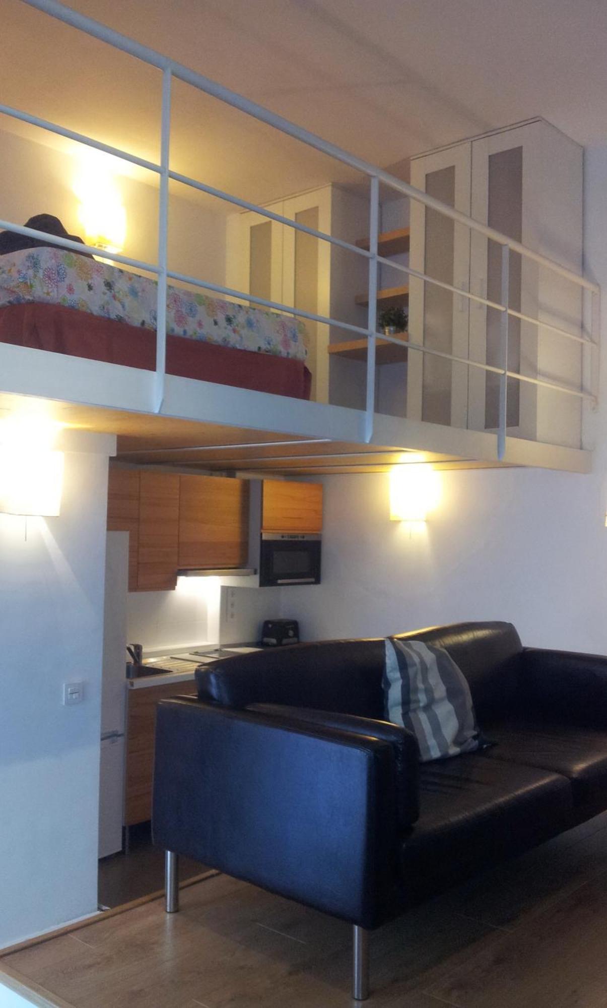 Apartamentos Clavero Malaga Bilik gambar