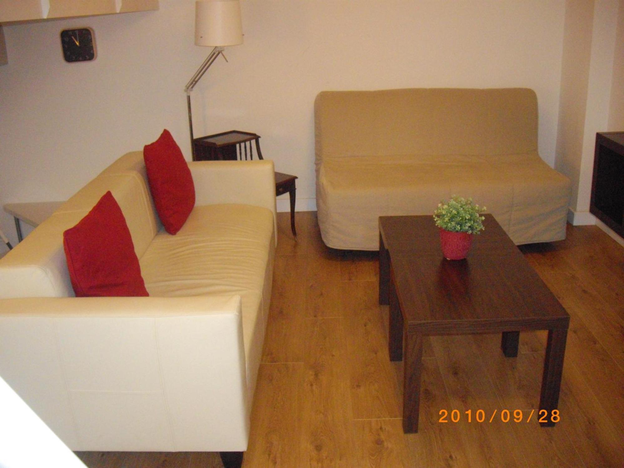 Apartamentos Clavero Malaga Bilik gambar