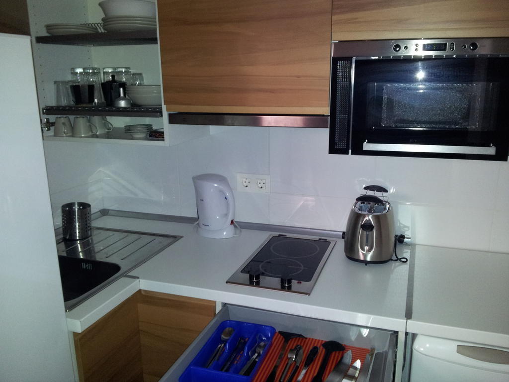 Apartamentos Clavero Malaga Bilik gambar