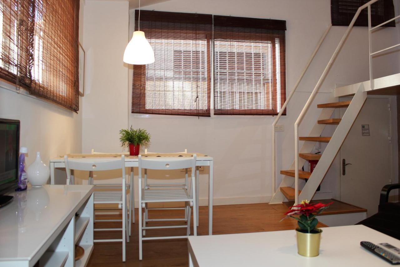 Apartamentos Clavero Malaga Luaran gambar