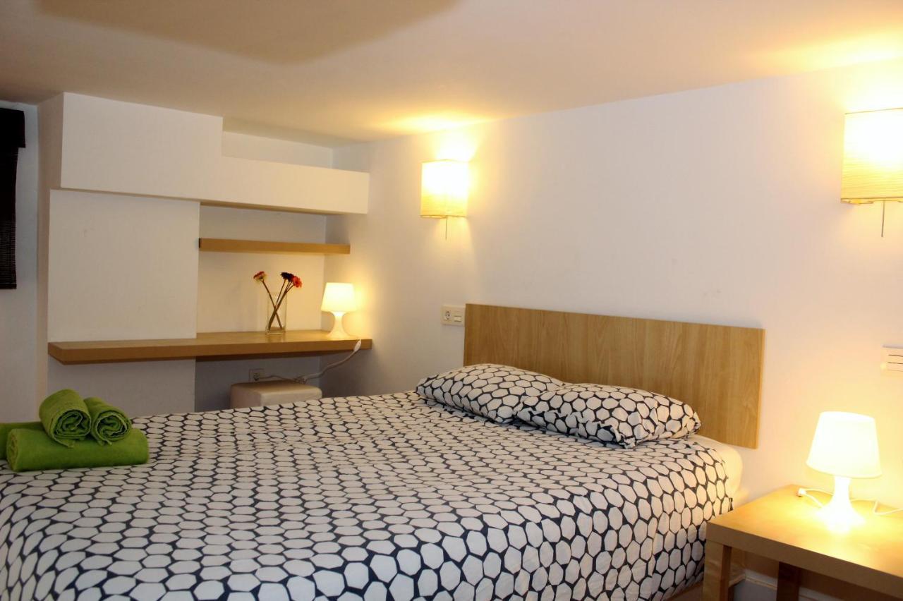 Apartamentos Clavero Malaga Luaran gambar