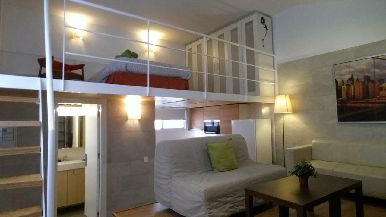 Apartamentos Clavero Malaga Luaran gambar
